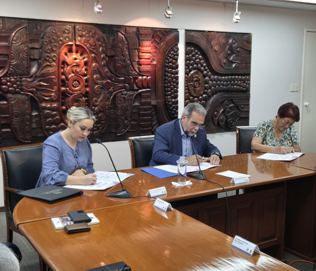 FESAPAUV ACEPTA INCREMENTO SALARIAL Y CONJURA HUELGA EN LA UNIVERSIDAD VERACRUZANA