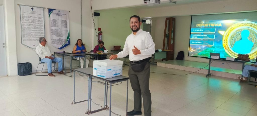 Académicos del FESAPAUV respaldan su convenio salarial en una jornada de votación transparente y democrática